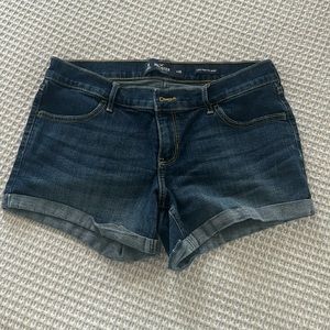 Hollister Jean shorts